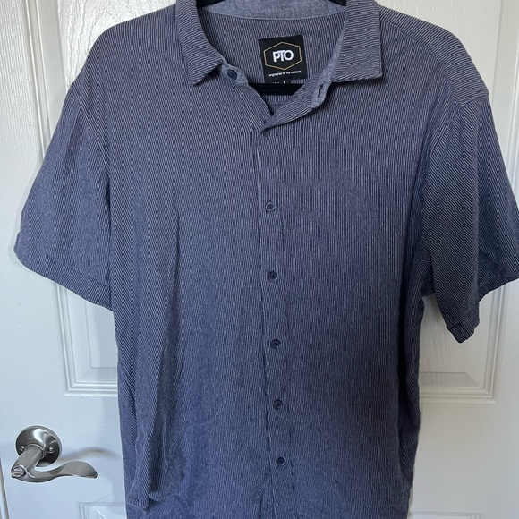 Short Sleeve Button Down - Picture 3 of 6